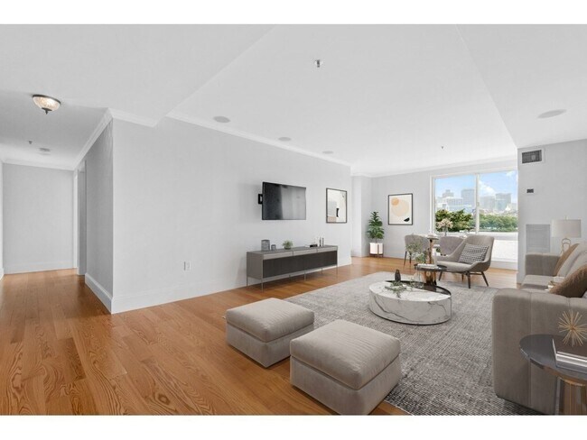 Building Photo - 75-83-83 Cambridge Pkwy