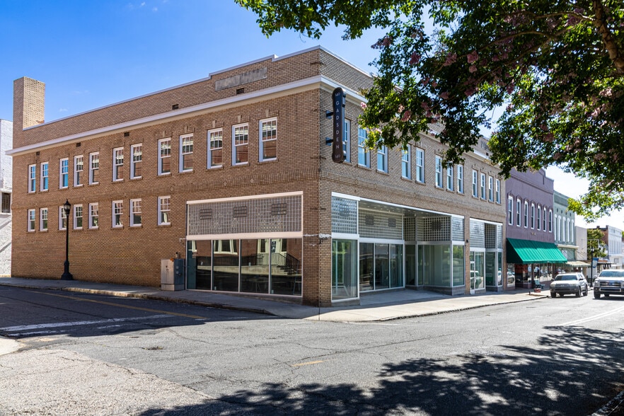 Building Photo - 140 Gadsden St