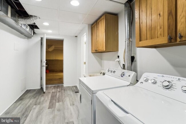 Building Photo - 9915 Ashburton Ln