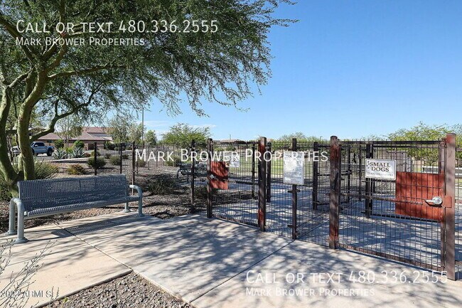 Building Photo - 18422 W Ida Ln