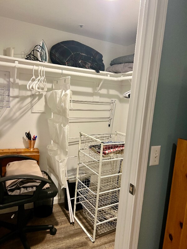 Building Photo - 1623 Old Pond Ln