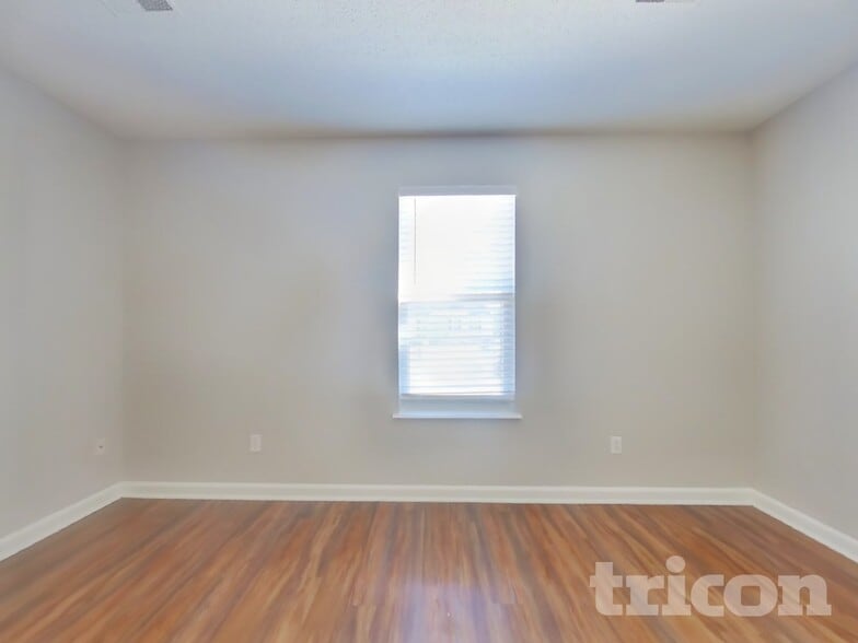 Building Photo - 101 Squire Rd