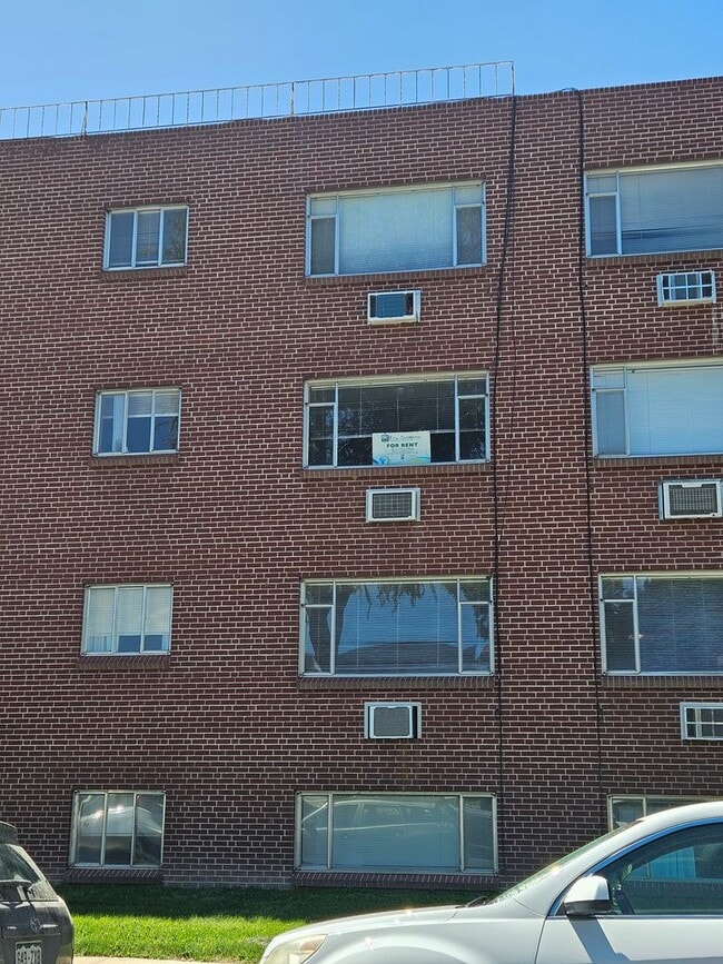 Building Photo - 2295 E Asbury Ave