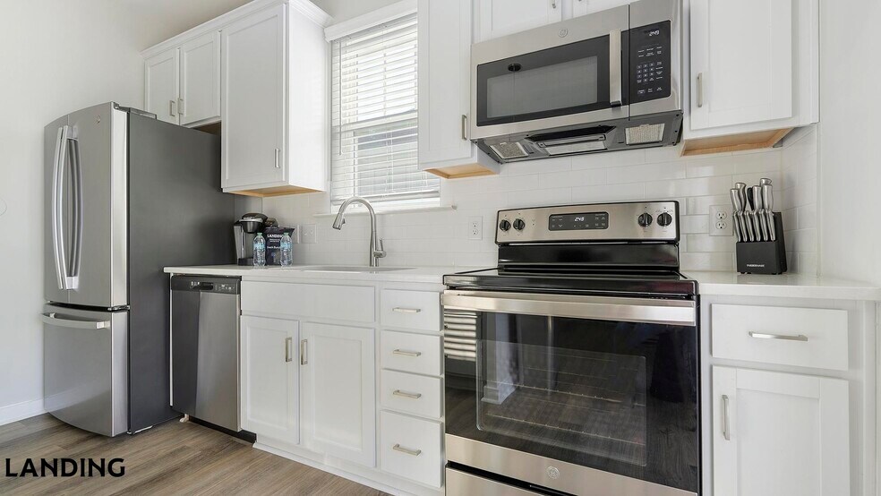 Building Photo - 1720 Rocky River Rd