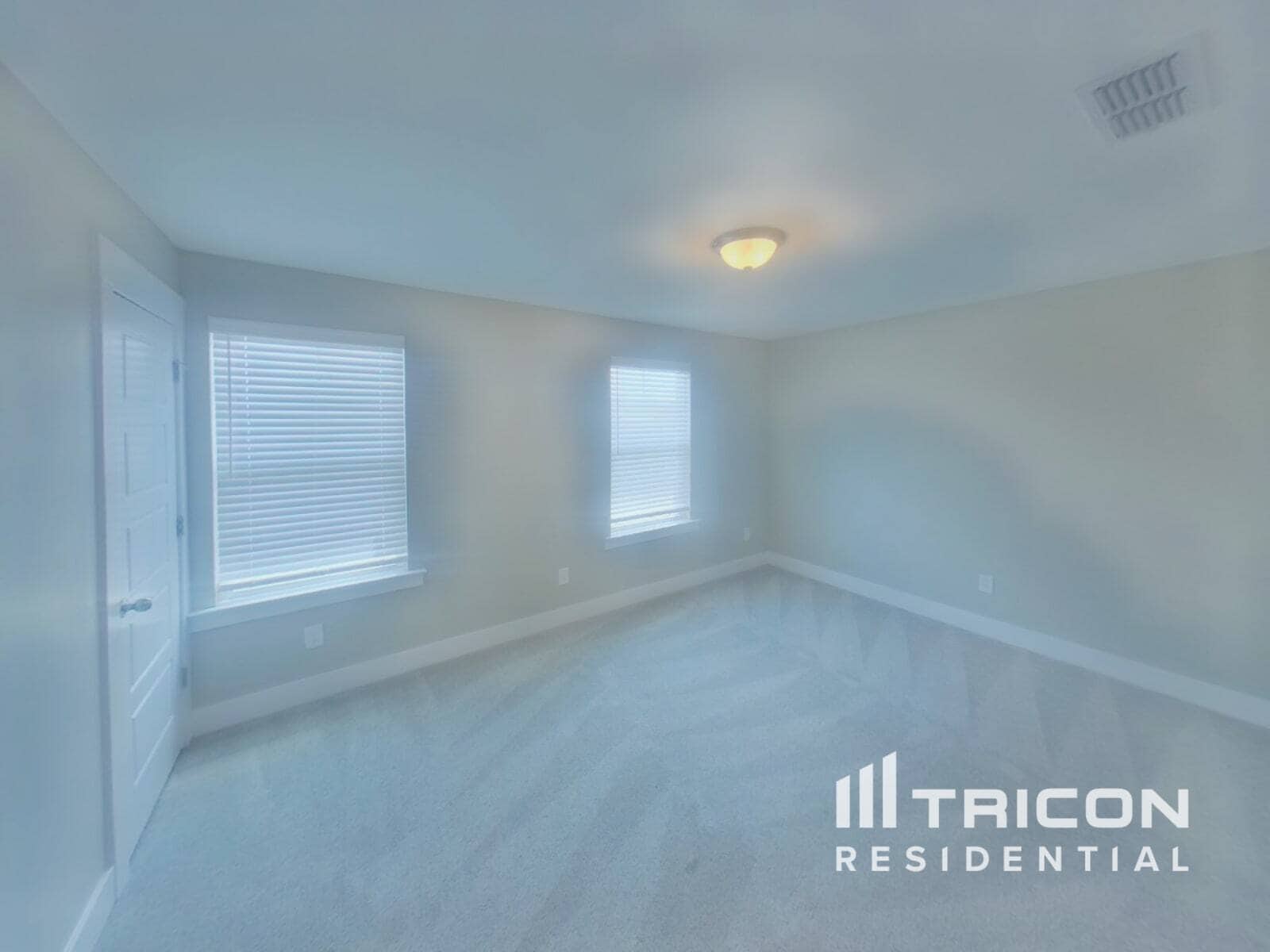 Building Photo - 1470 Cotillion Dr