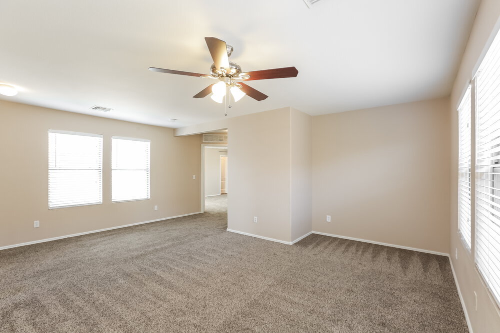 Building Photo - 11242 W Garfield St