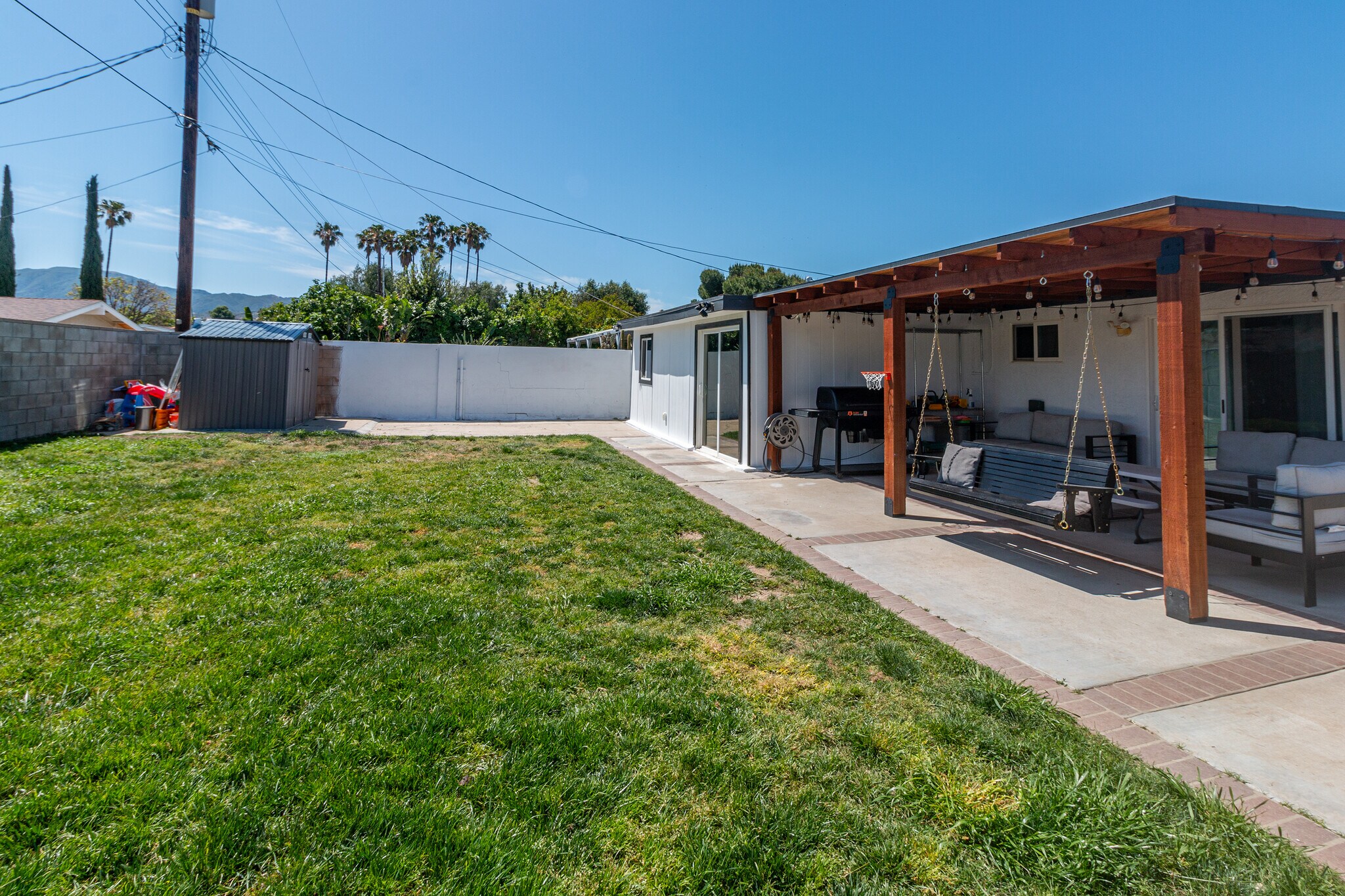 Building Photo - 27222 Plumwood Ave