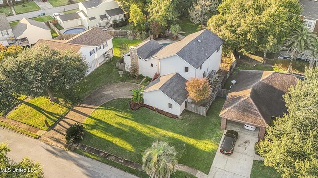 Building Photo - 4409 Shadow Wood Cir