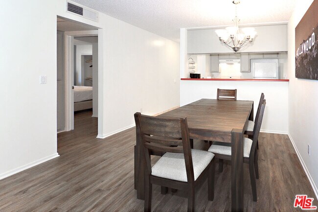 Building Photo - 3600 Bagley Ave