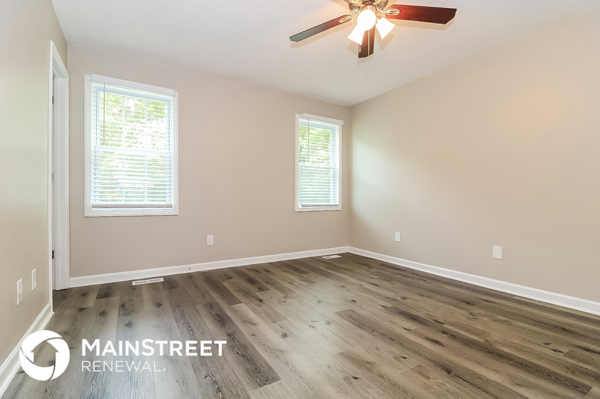 Building Photo - 629 Bullhart Dr