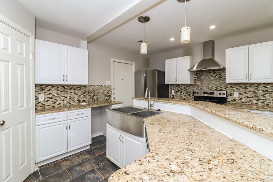 Building Photo - 508 Berkshire Ct