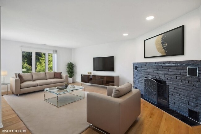 Building Photo - 2897 87th St