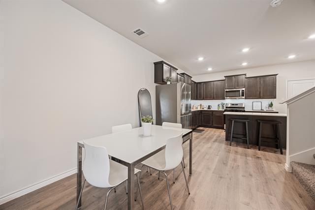 Building Photo - 2016 Saddle Wy