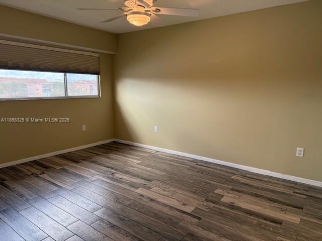 Building Photo - 850 SW 138th Ave