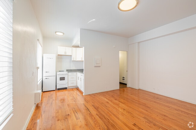 Interior Photo - Beverly Alder Apartments