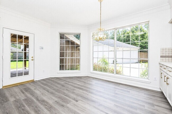 Building Photo - 11102 Brook Mill Ct
