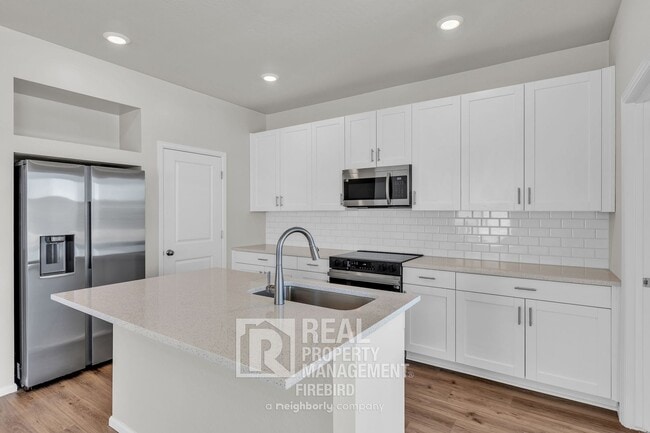 Building Photo - 17939 W Calle Lejos