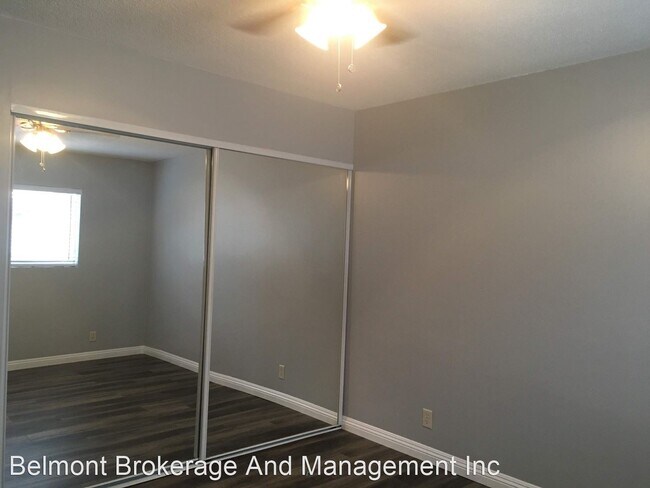 Building Photo - 445 Ximeno Ave