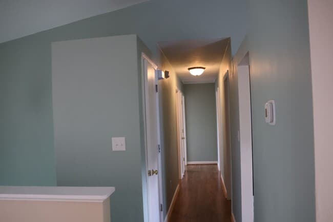 Building Photo - 37 Gala Dr