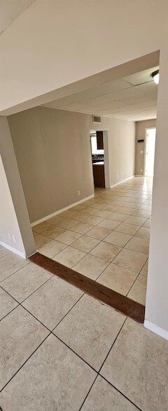 Building Photo - 1202 Summer St