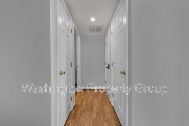 Building Photo - 43654 Kenai Ct