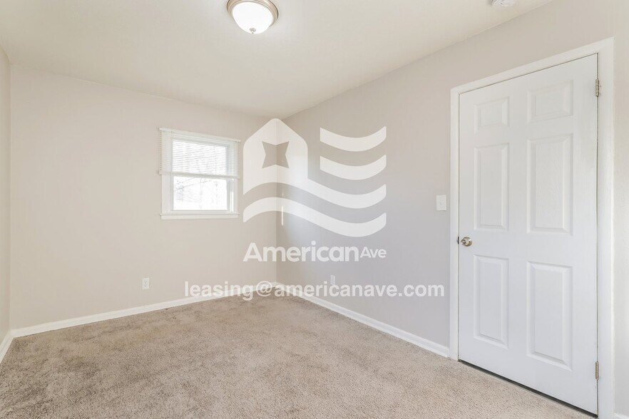 Building Photo - 7306 Betsy Ross Dr