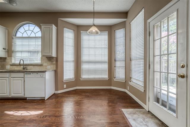 Building Photo - 5717 Belle Chasse Ln