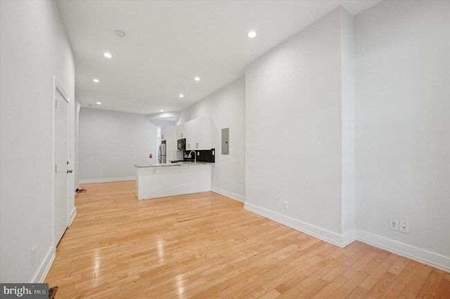 Building Photo - 629 N 32nd St