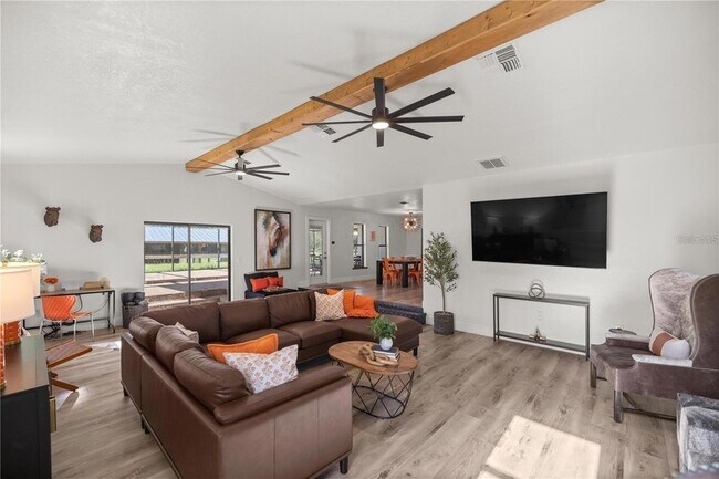 Building Photo - 10380 NW 21 St