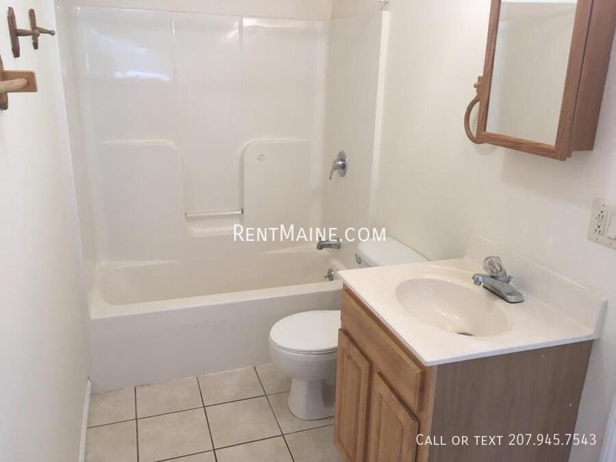 Building Photo - 1833 Hammond St