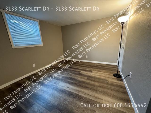 Building Photo - 3133 Scarlett Dr