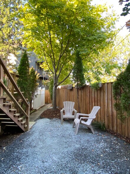 Cozy back yard - private + low maintenance - 3916 4th St NW