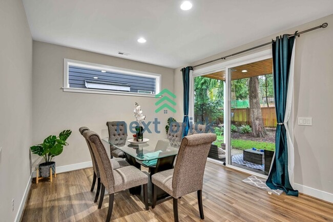 Building Photo - Stunning 4-Bedroom, 3-Bathroom East-Facing Cul-De-Sac Home in Laterra Estates