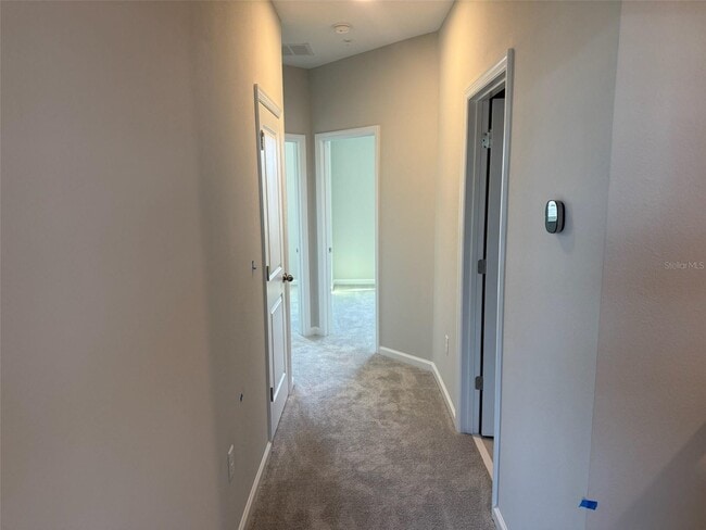 Building Photo - 611 Pothos St