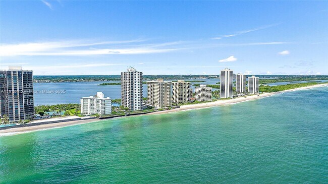 Building Photo - 5420 N Ocean Dr