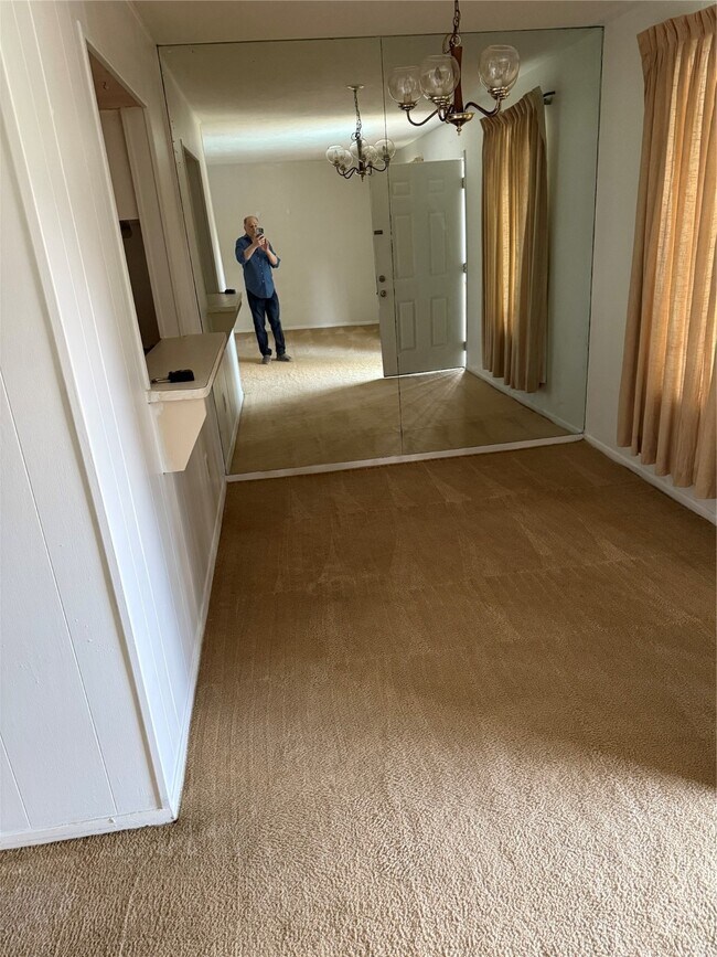 Building Photo - 9007 Gaylord Dr