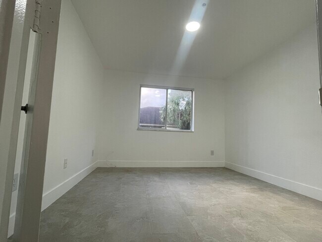 Tile Flooring all through the unit - 450 S Park Rd