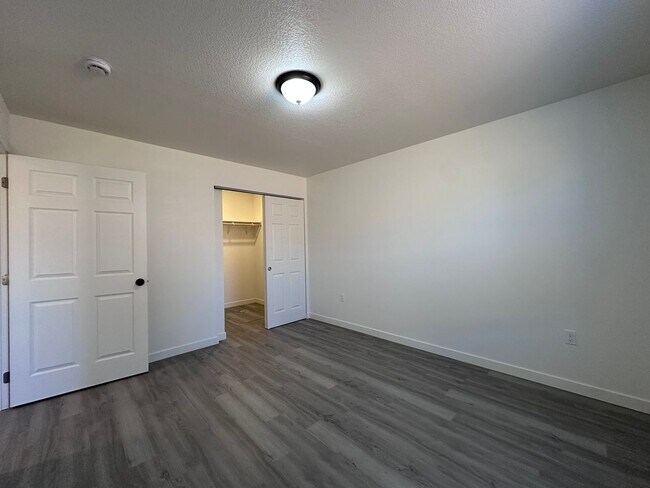 Building Photo - Brand New Construction 2 Bed 1 Bath Duplex!