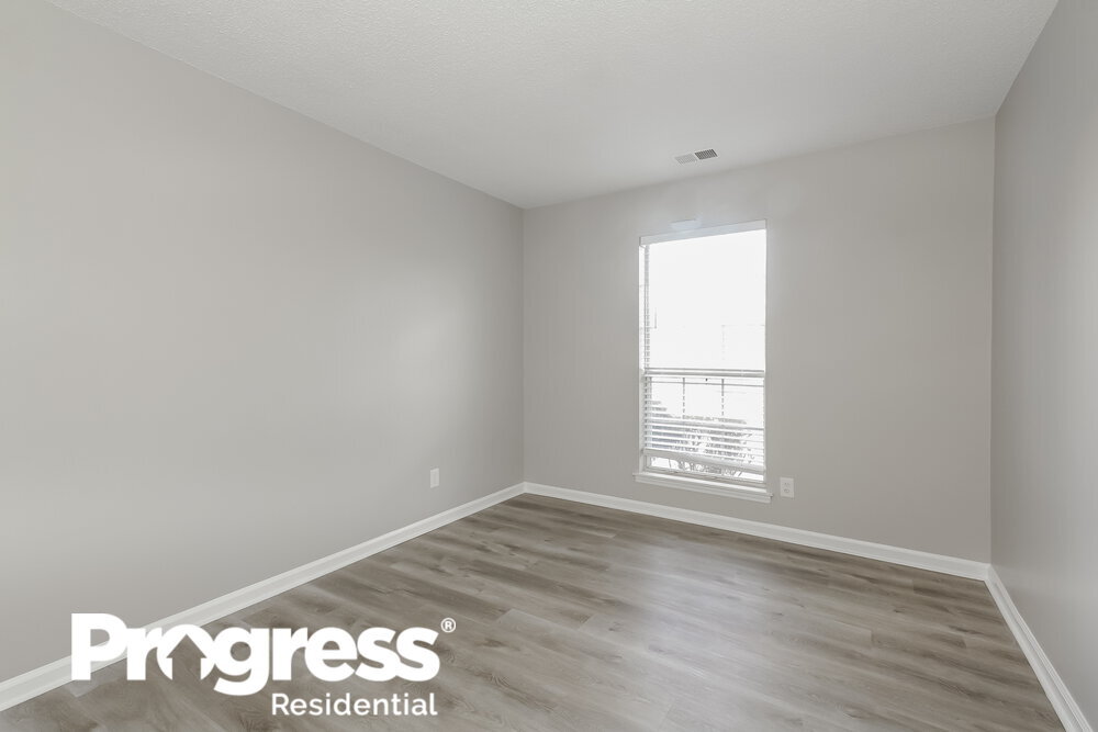 Building Photo - 2601 Clarencefield Dr