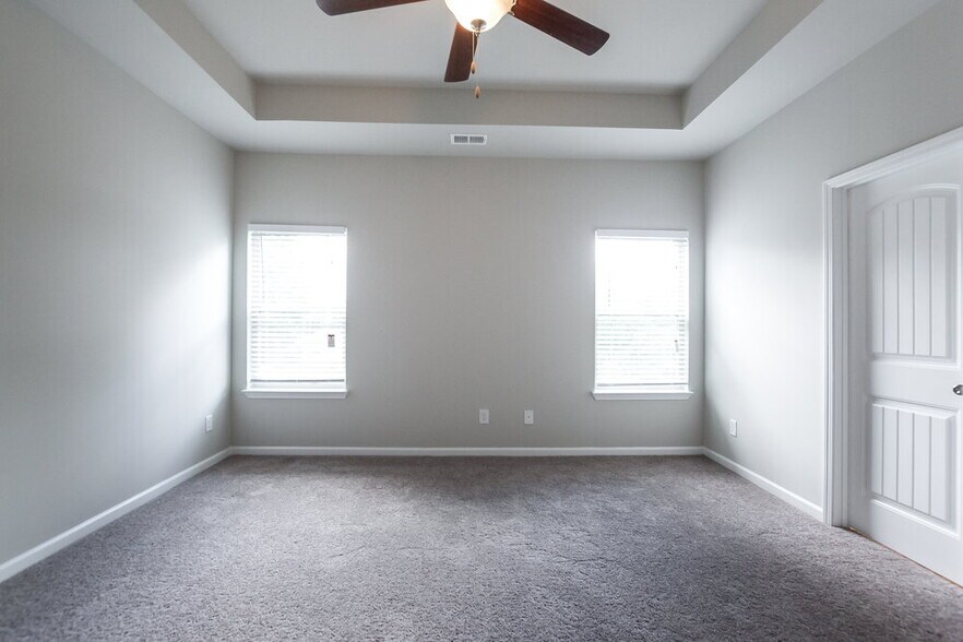 Building Photo - 115 Preserve Dr