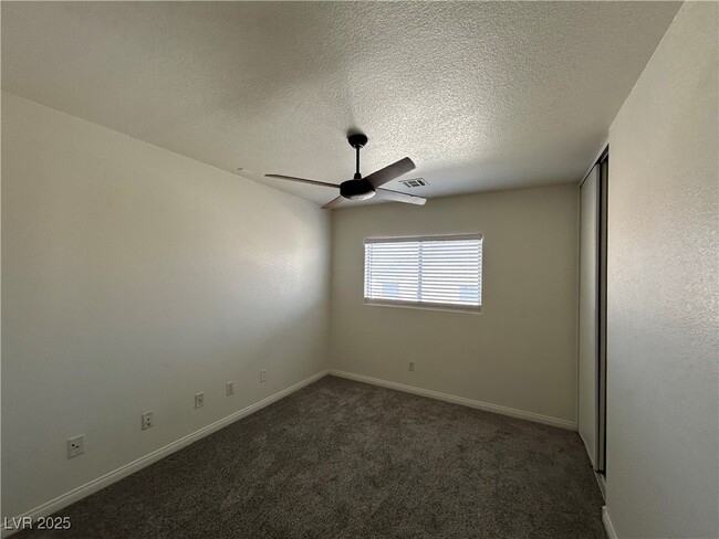 Building Photo - 9949 Cerbat Ct