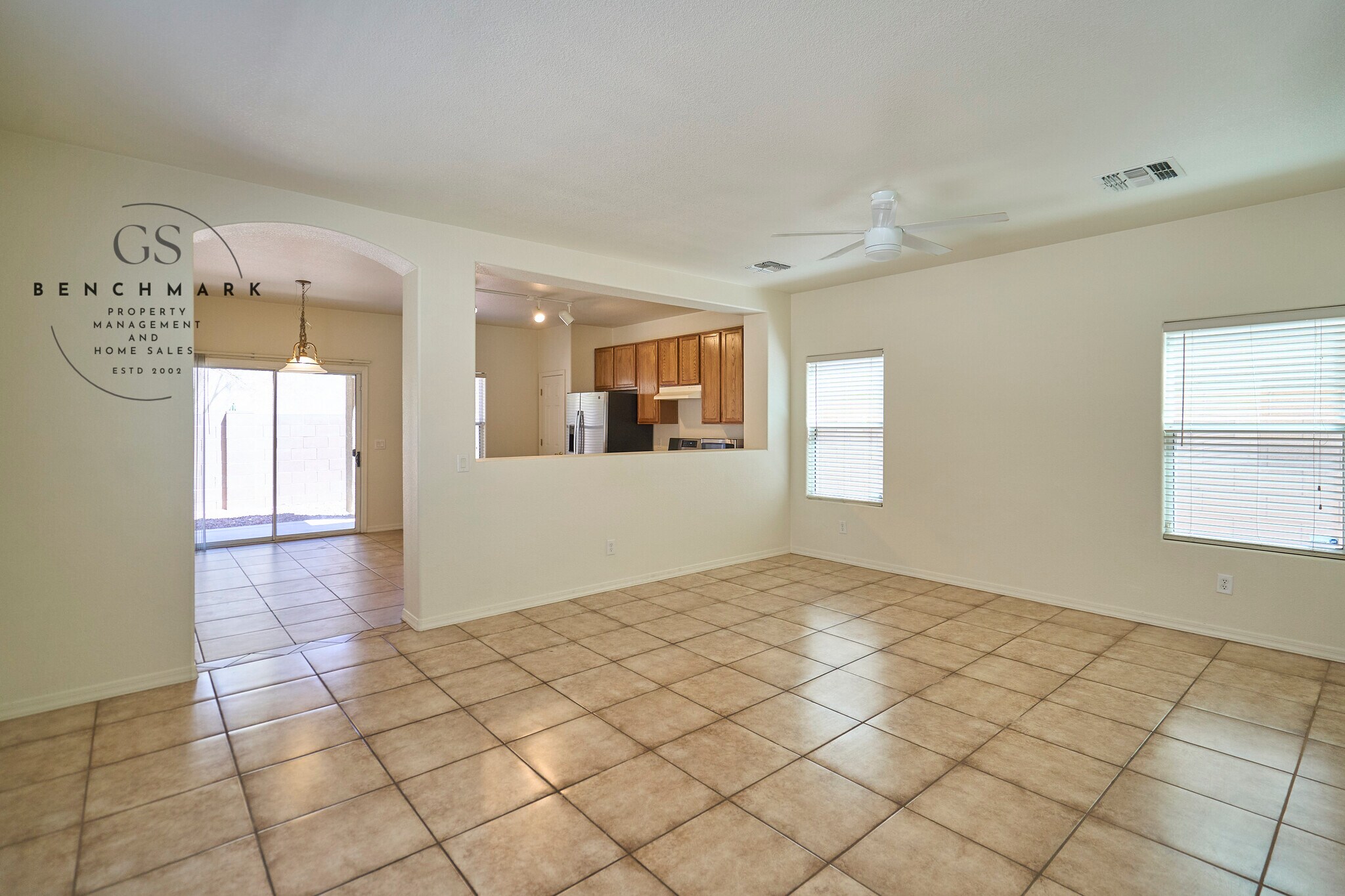Building Photo - 4211 E Wading Pond Dr