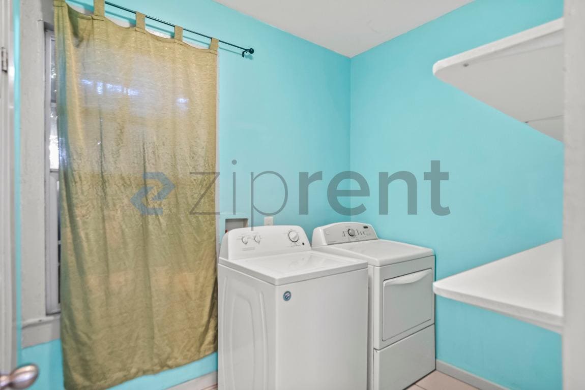 Building Photo - 1820 International Blvd