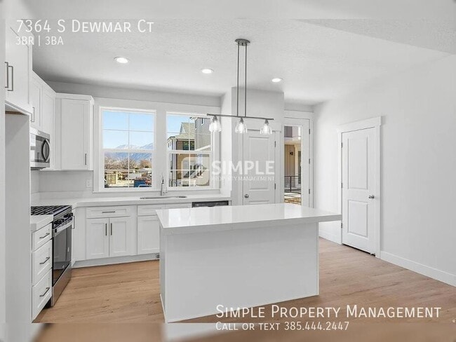 Building Photo - 7364 S Dewmar Ct