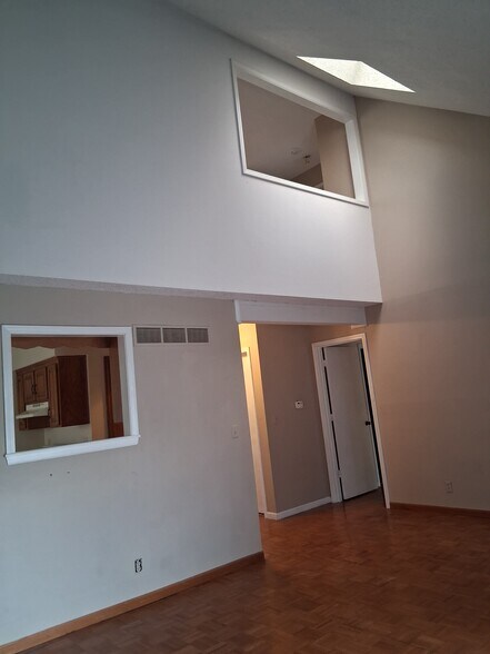 Building Photo - 11434 Reeder St