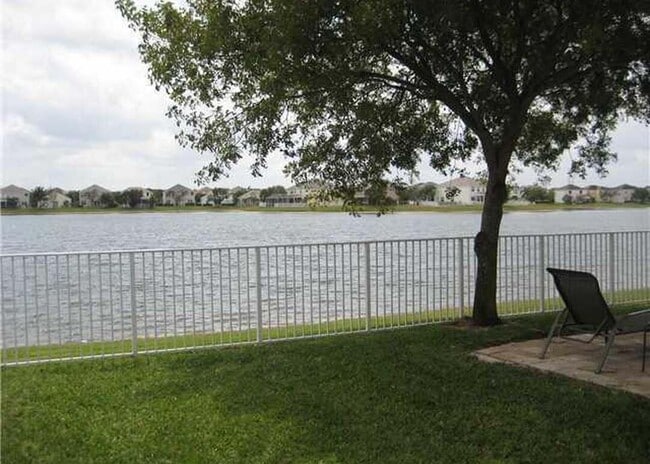 Building Photo - 158 Berenger Walk