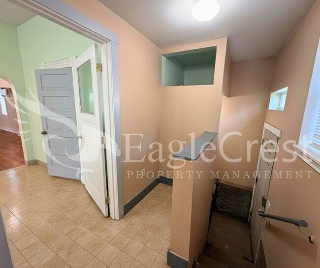 Building Photo - Charming Historic 4-Bedroom Home with Fenced Yard & Chicken Coop