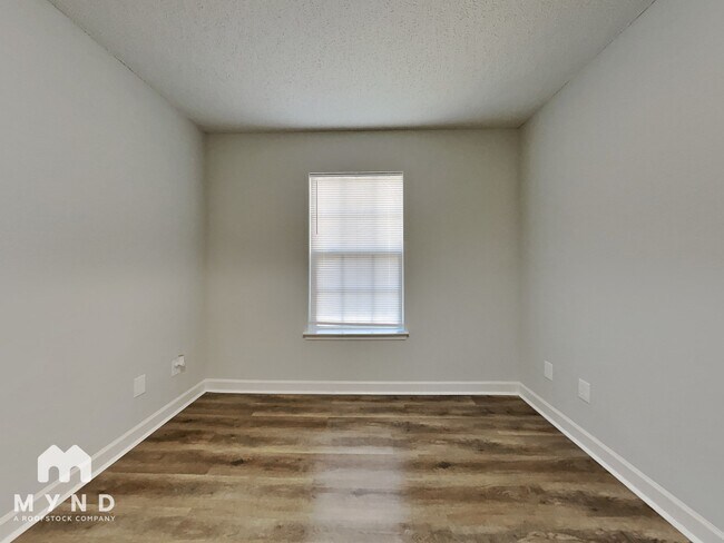 Building Photo - 2314 Hope Valley Ln