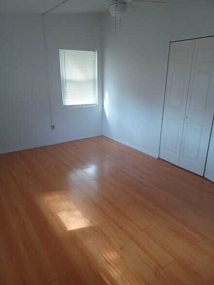 Building Photo - 2053 Syracuse Ct NE