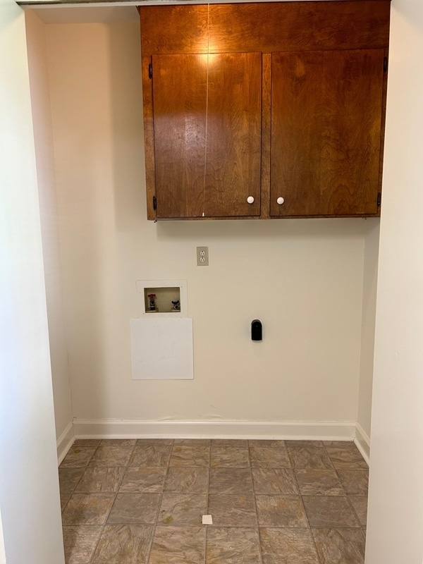Building Photo - 107 Rainbow Cir